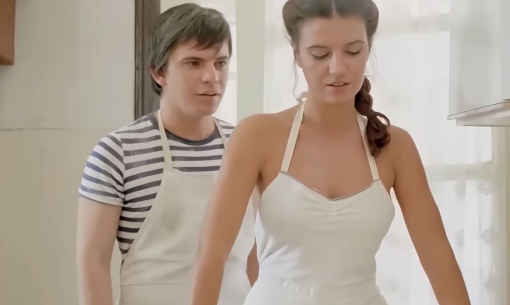  Slavka Štimca bilo sramota zbog scene sa Jagodinkom Simonović: Glumac nakon nekoliko decenija prekin 