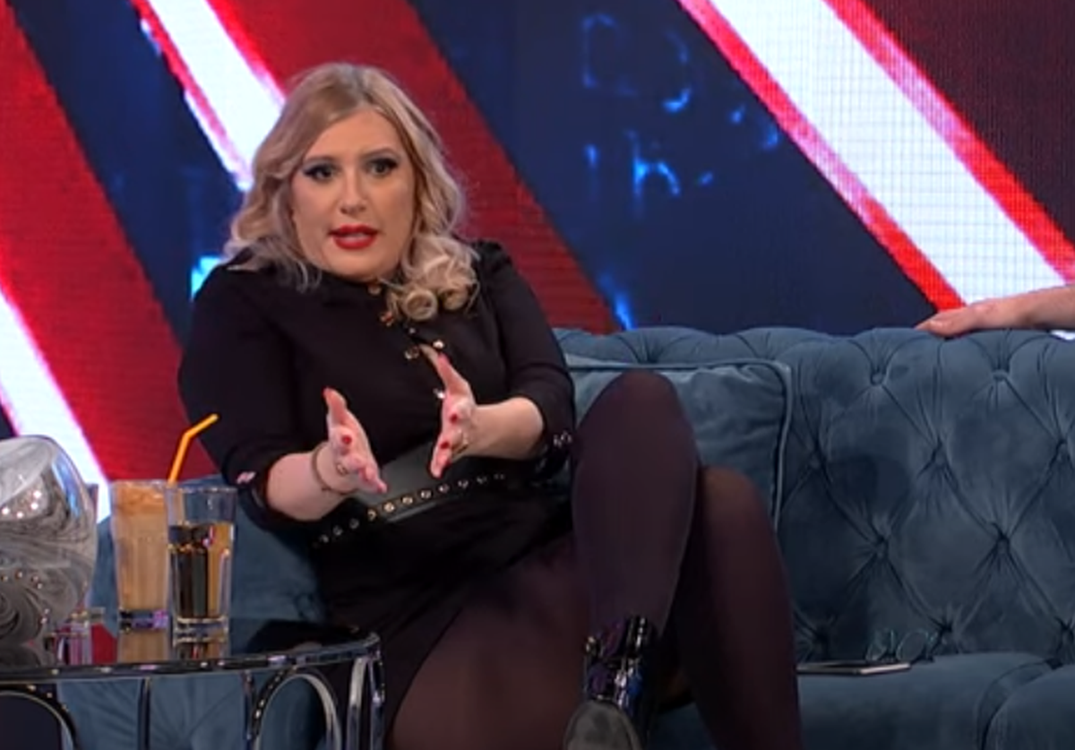  Razvodi se Jelena Golubović 