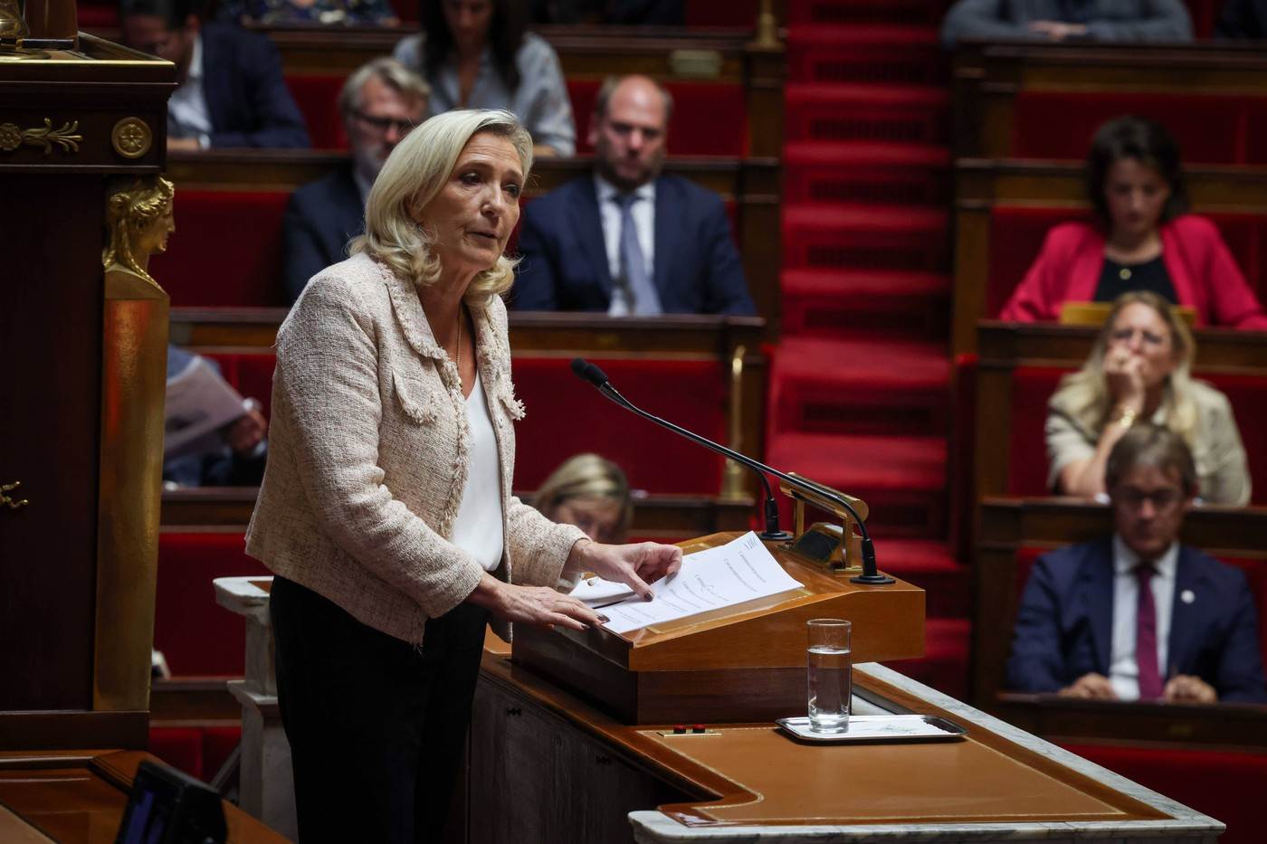  Le Pen ide na sve ili ništa 