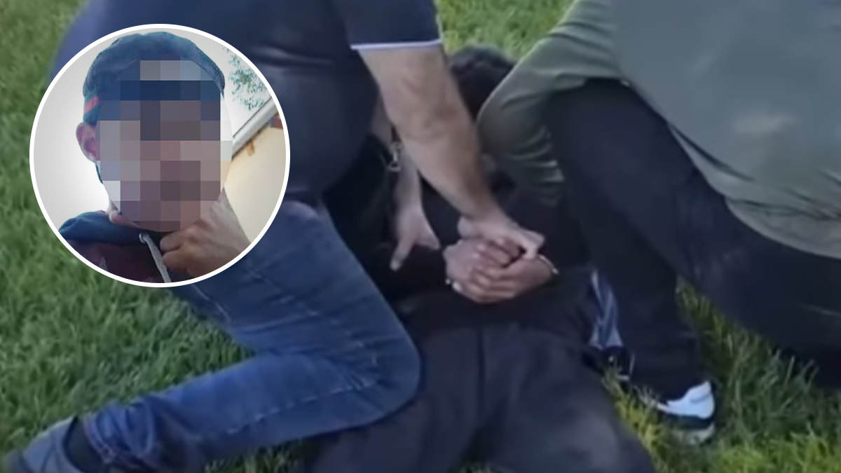  Snimak hapšenja osumnjičenog za ubistvo muškarca u Obrenovcu. 