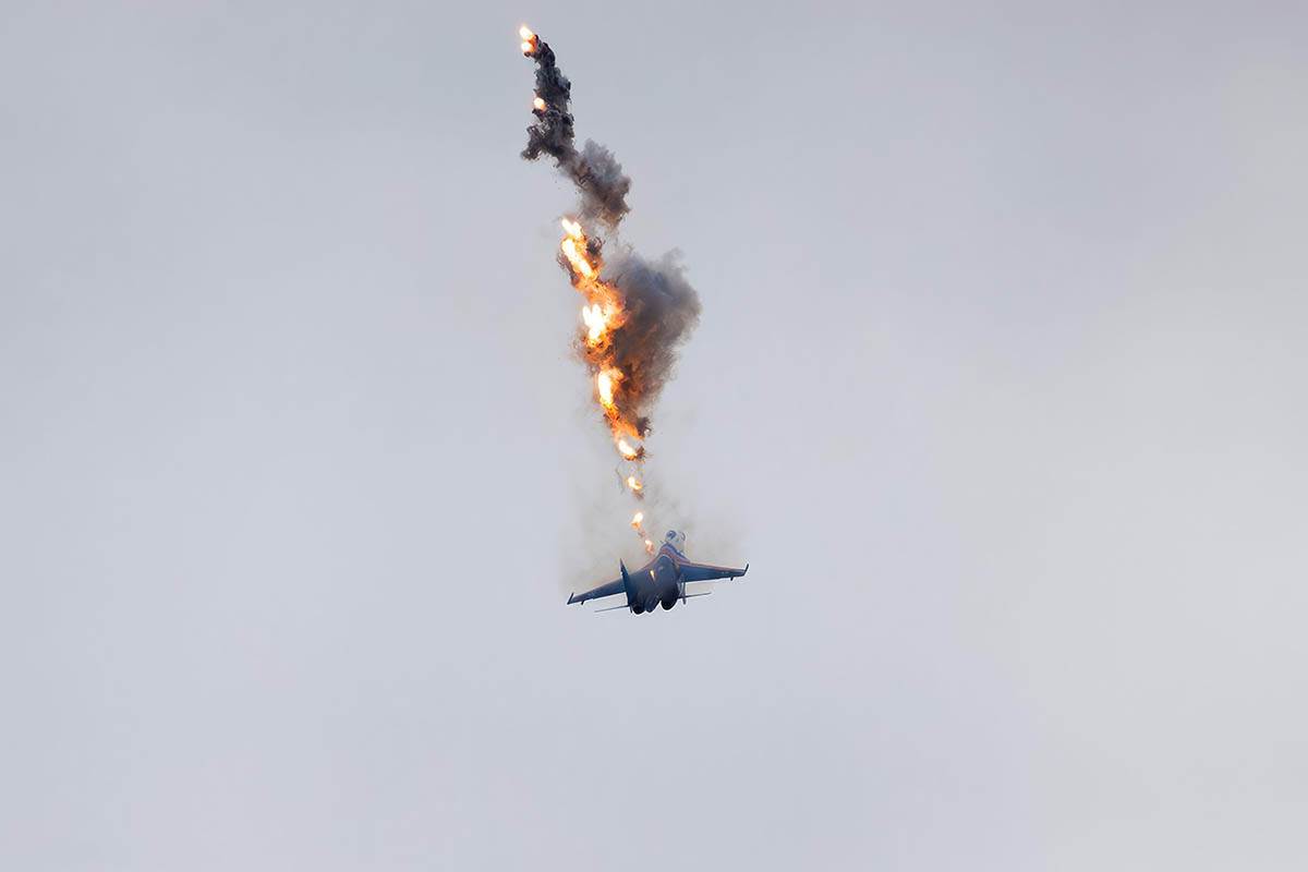  Ovo je prekretnica u istoriji moderne vazdušne borbe: Spektakularno obaranje F-16, ruski Su-35 ga ra 