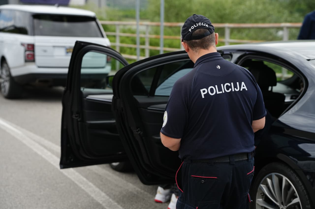  Strani državljani uhapšeni zbog prevare i falsifikovane dokumentacije 