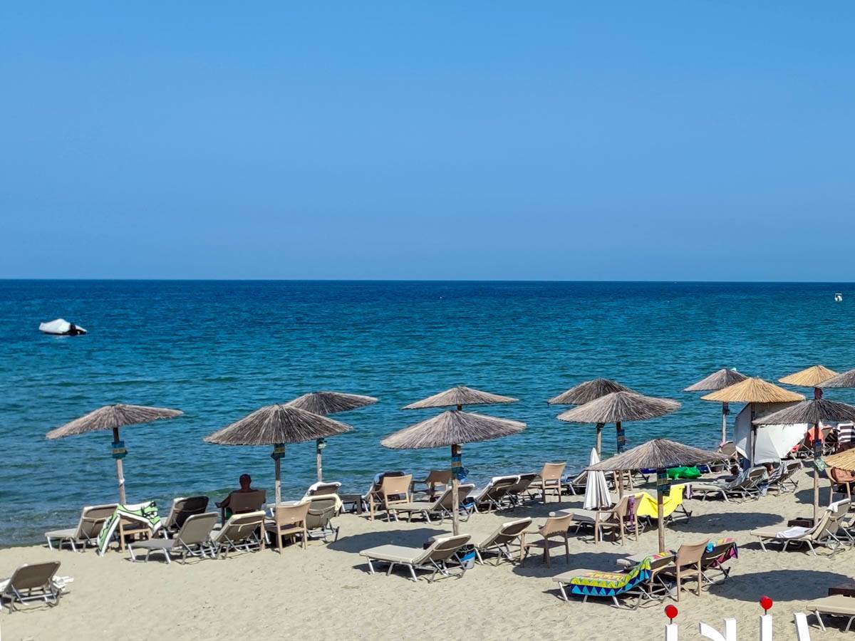  Kazne i do 3.000 eura: Ovo je strogo zabranjeno na plažama u Grčkoj 