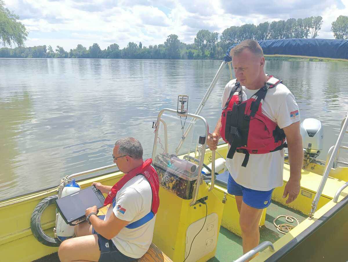  Pronađena tijela dvojice nestalih muškaraca: Tragičan kraj potrage na Tisi kod Sente (Foto) 