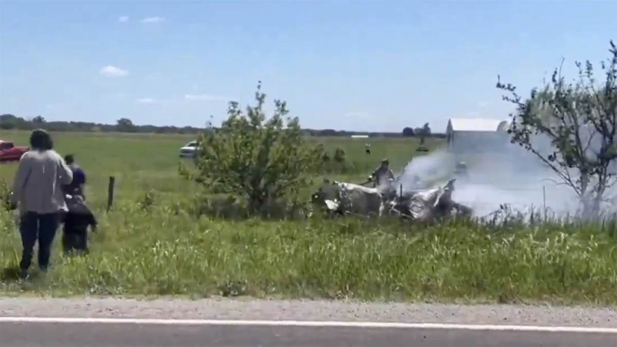  Nezapamćena tragedija u Americi: Pao avion sa padobrancima, poginulo 12 osoba 