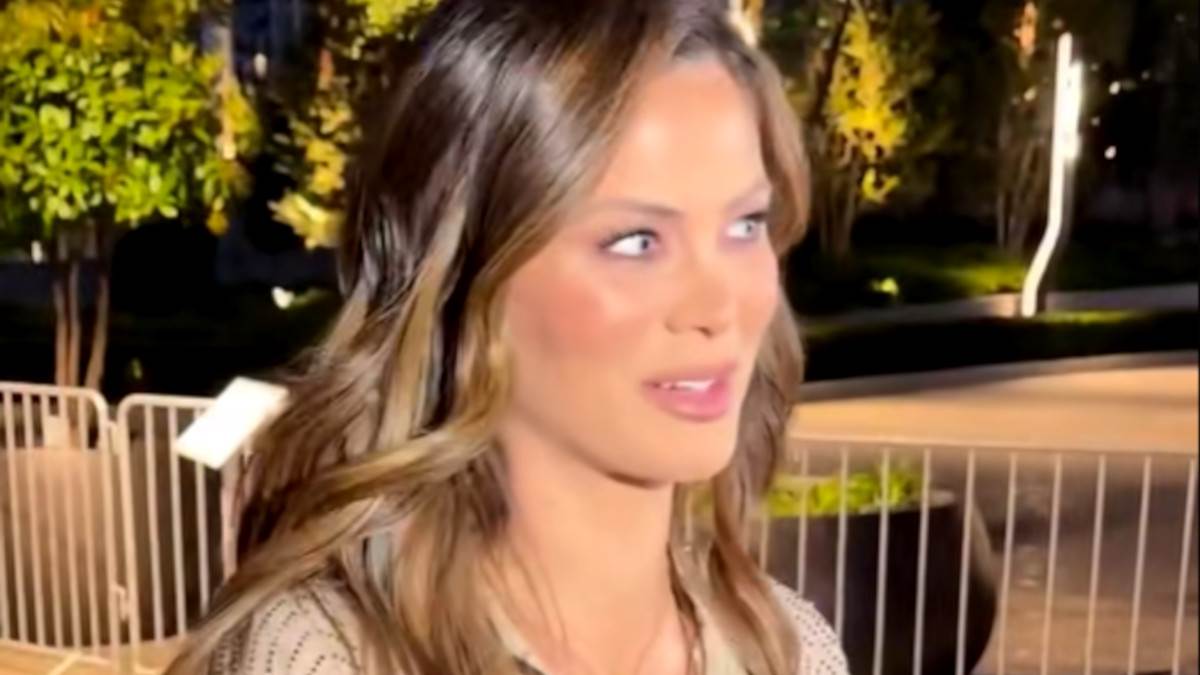  Milica Pavlović zamalo zakasnila na koncert Rikija Martina: Pokušala da pobjegne od medija, evo sa k 