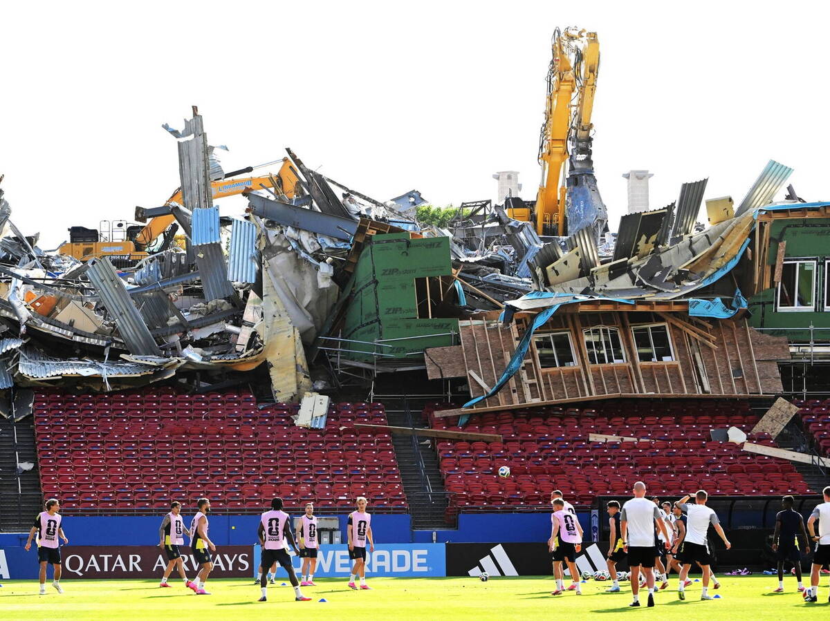  Šok na Mundijalu: Šveđani trenirali dok se rušio stadion 