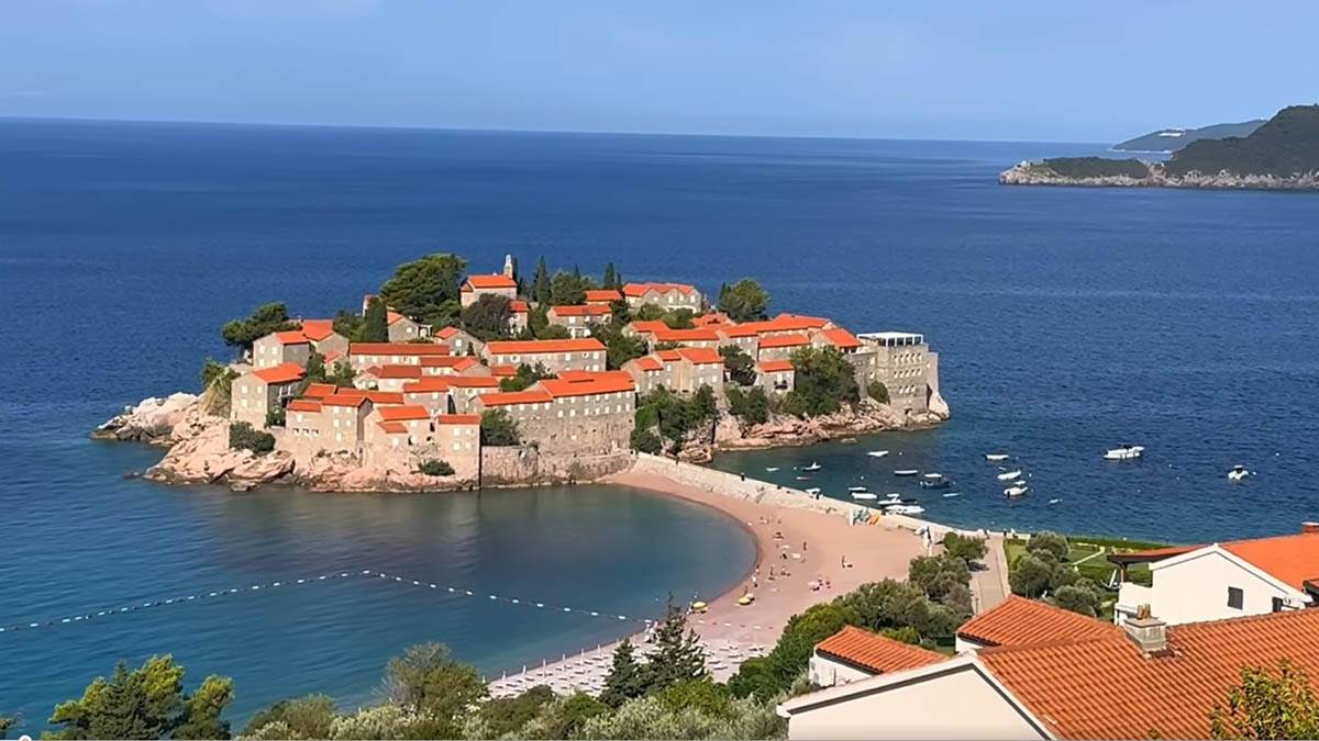  Hotelijer sa Svetog Stefana: Vode nema ni za osnovne potrebe, gosti odlaze 