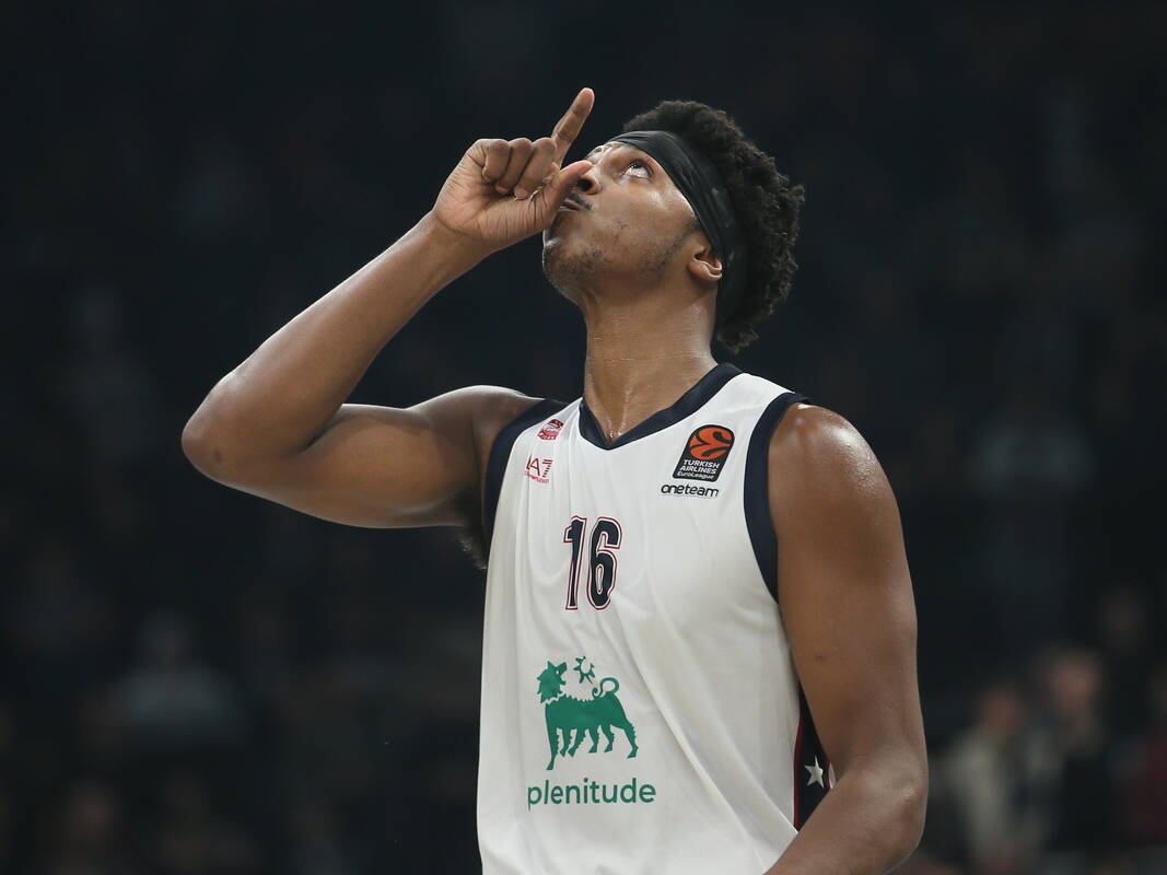  Partizan ostaje bez velikog pojačanja? Hapoel želi Zeka Ledeja 