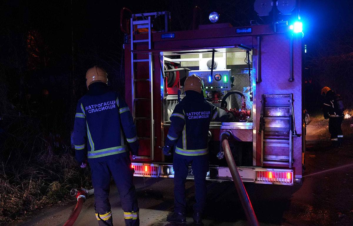  Tragedija u Bogatiću: Muškarac nastradao u požaru 