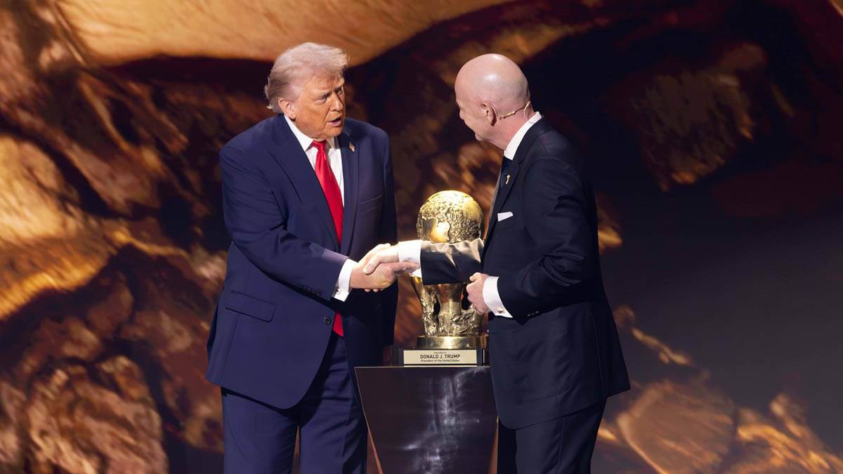  Skandal na Mundijalu, ukinut crveni karton Amerikancu: Tramp zvao Infantina da FIFA promijeni odluku 