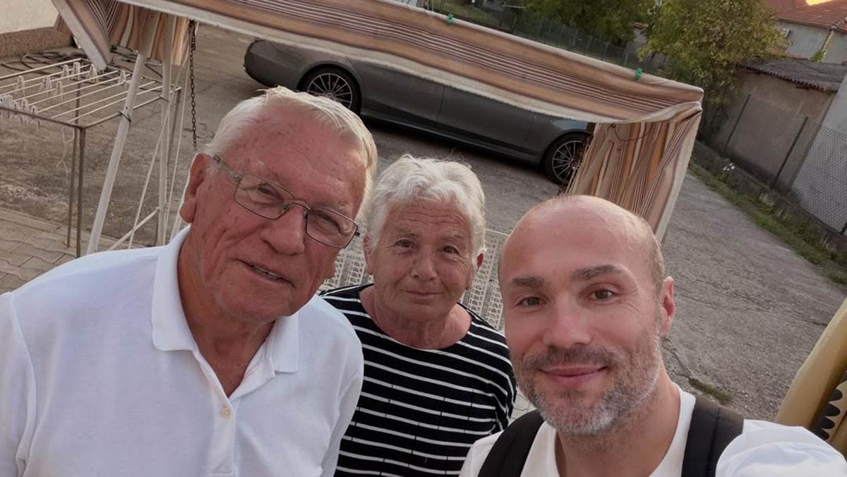  "Milanče je sada naš novi heroj": Riječi Ace Sofronijevića o uspjehu legendarnog pjevača tjeraju suz 