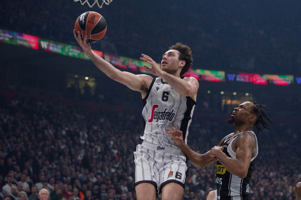  GOTOVO! PARTIZAN DOVEO ZAMJENU ZA KALATESA: Pominjao se kao pojačanje Zvezde, a sada je obukao crno-bijelo
 
