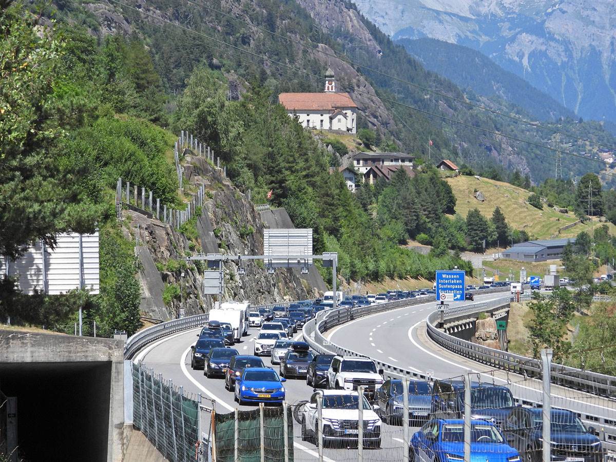  Švajcarska napravila "drugi svijet" ispod Alpa: Džinovske tunele kopali decenijama, a tek sada se vi 