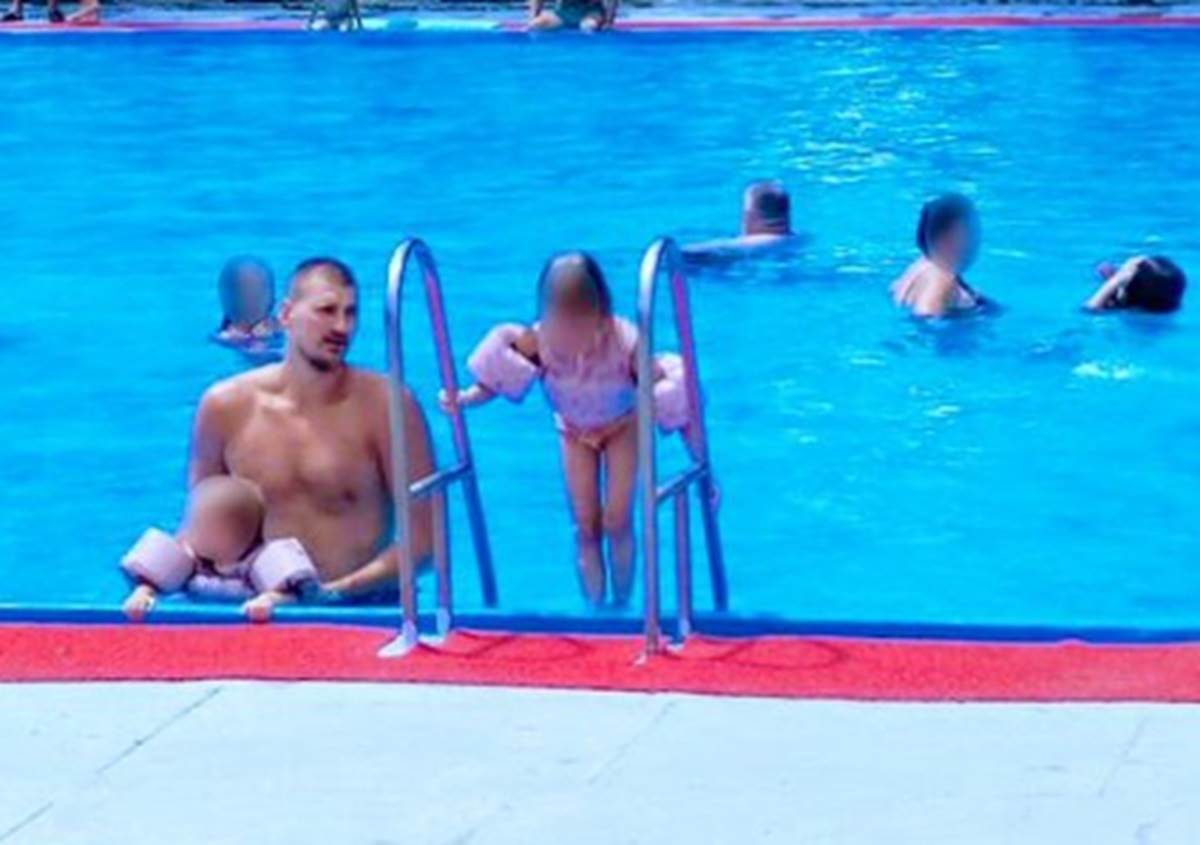  Cijela Srbija u šoku gdje ljetuje Jokić: Ima pare za luksuz i jahte, a živi kao običan svijet 