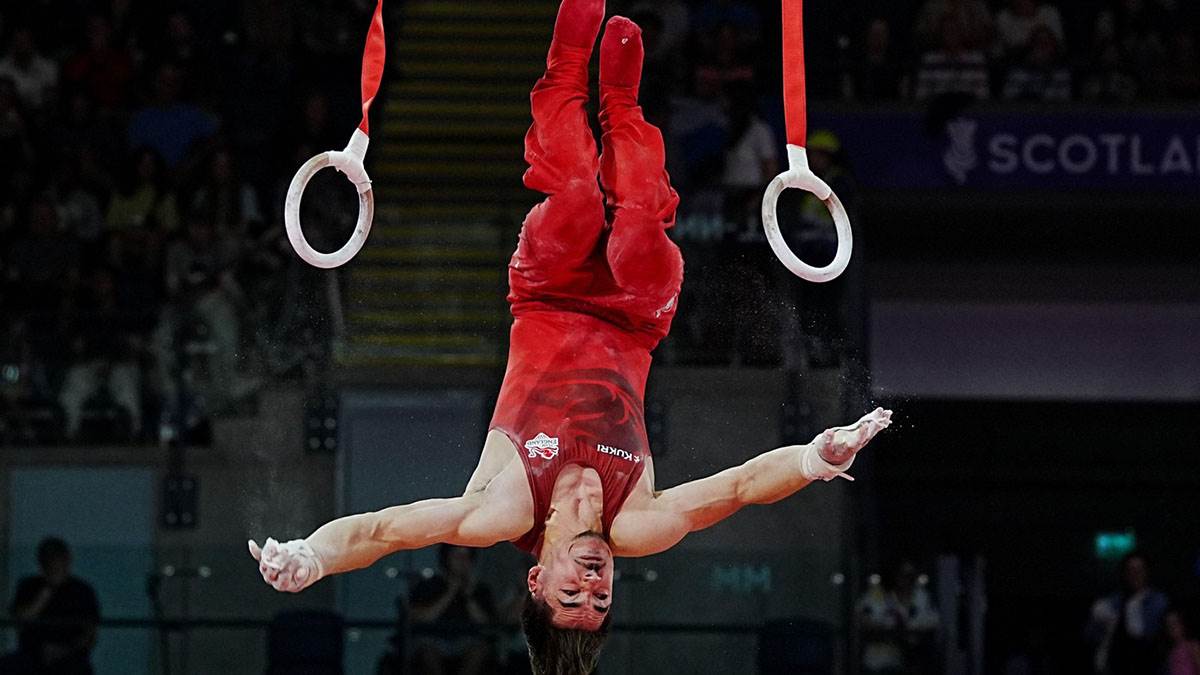 Užasne scene na takmičenju u Glazovu: Ljekari utrčali na teren poslije pada britanskog gimnastičara 