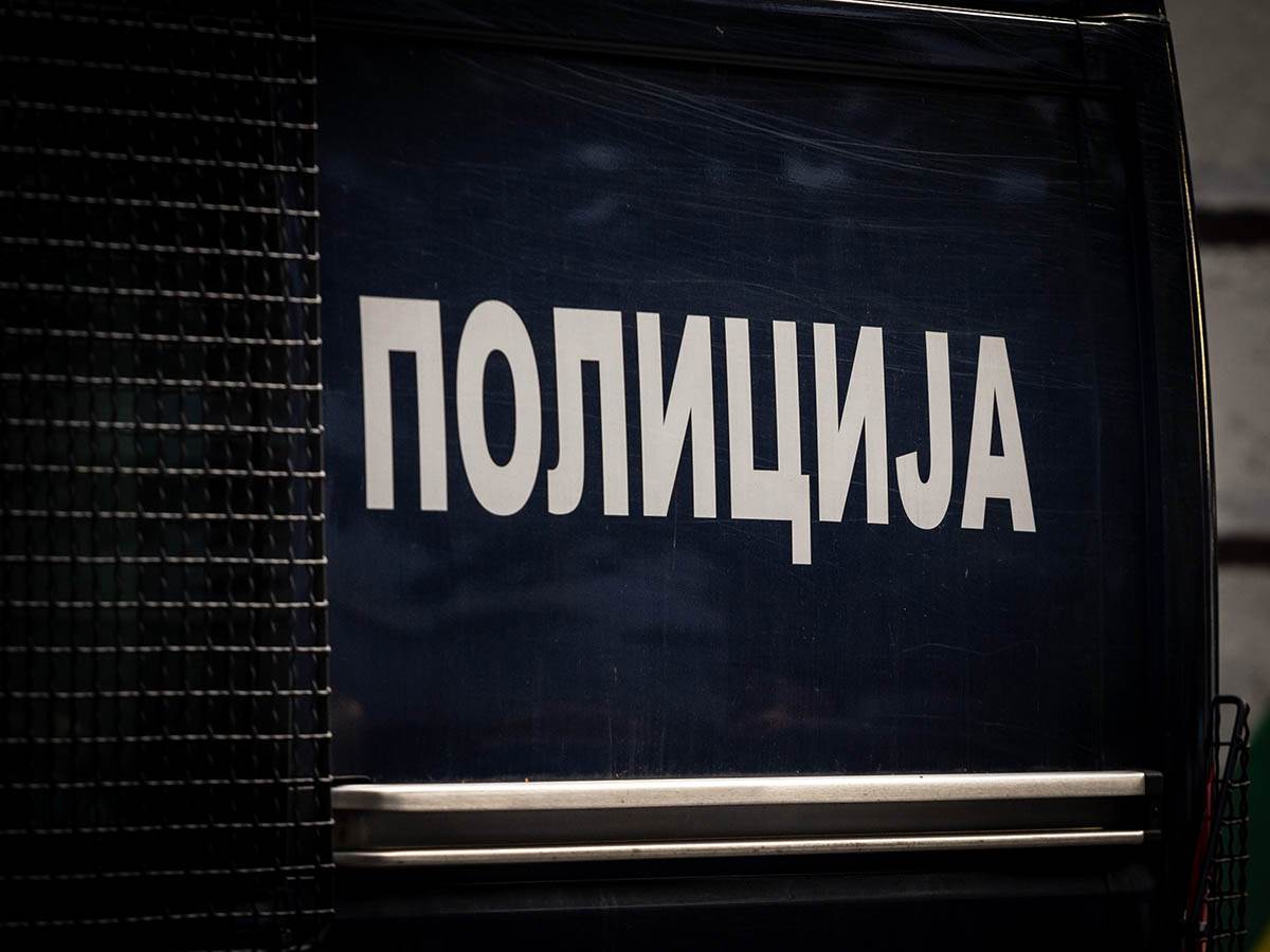  Upali čovjeku u stan pa mu ukrali stvari vrijedne 6.500 eura 