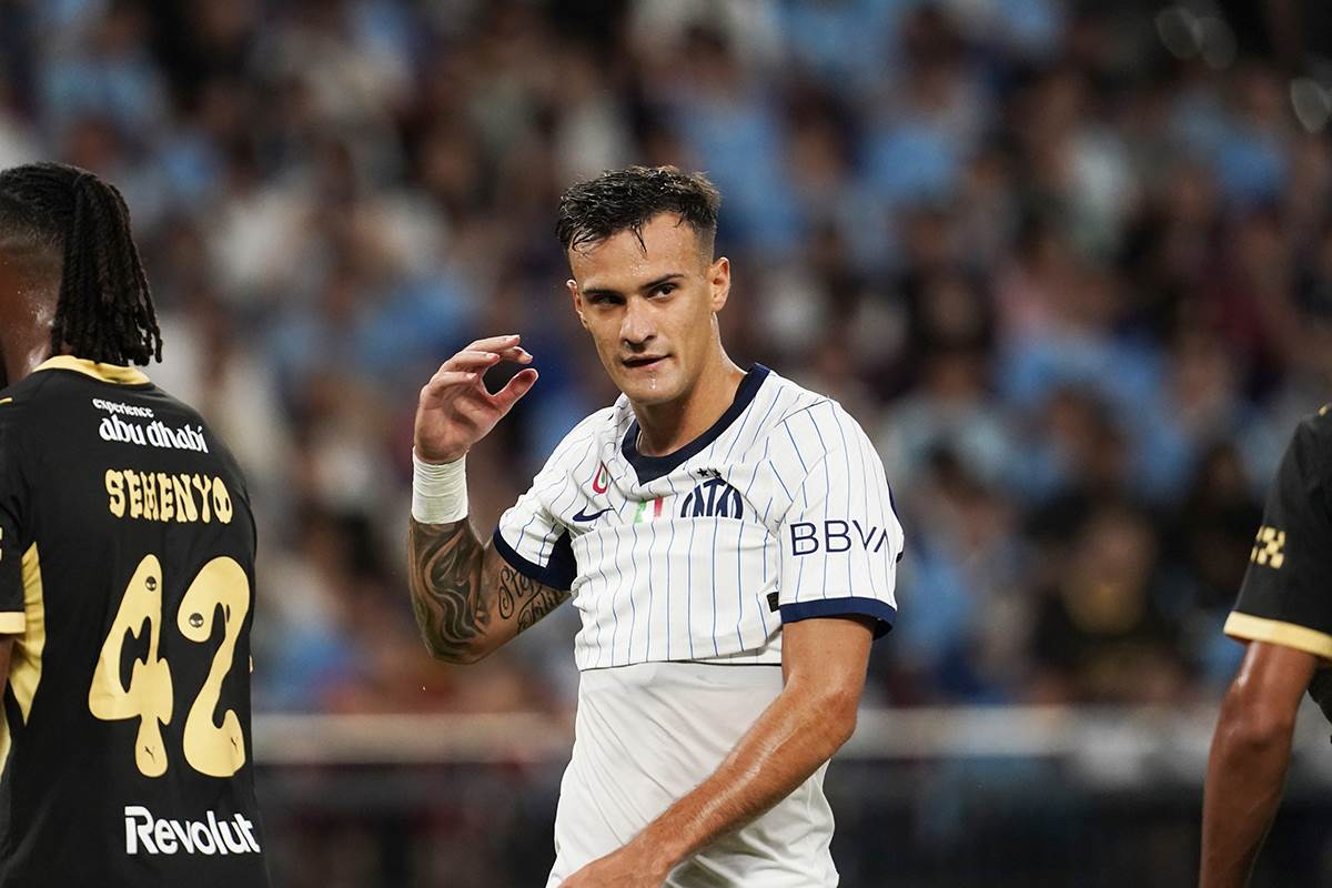  Blokiran transfer Aleksandra Stankovića 