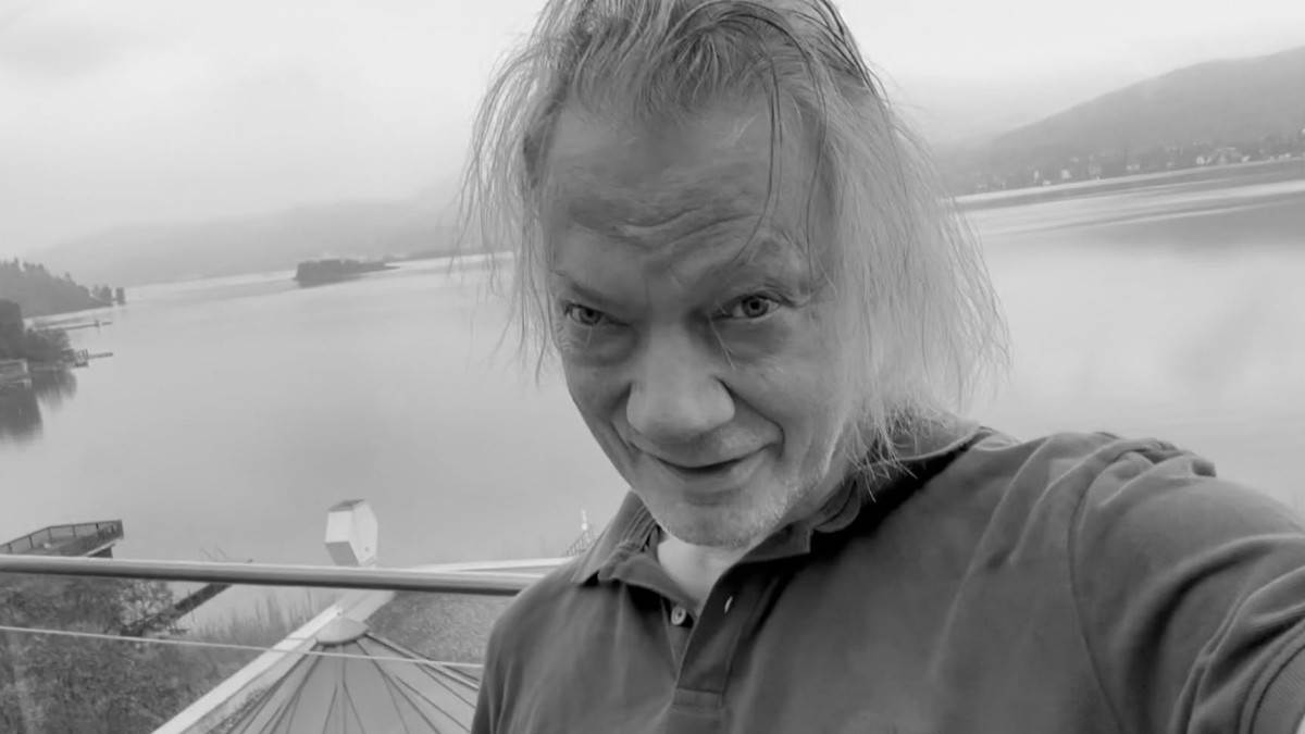  Preminuo svjetski poznati producent koji je sarađivao je sa Madonom 