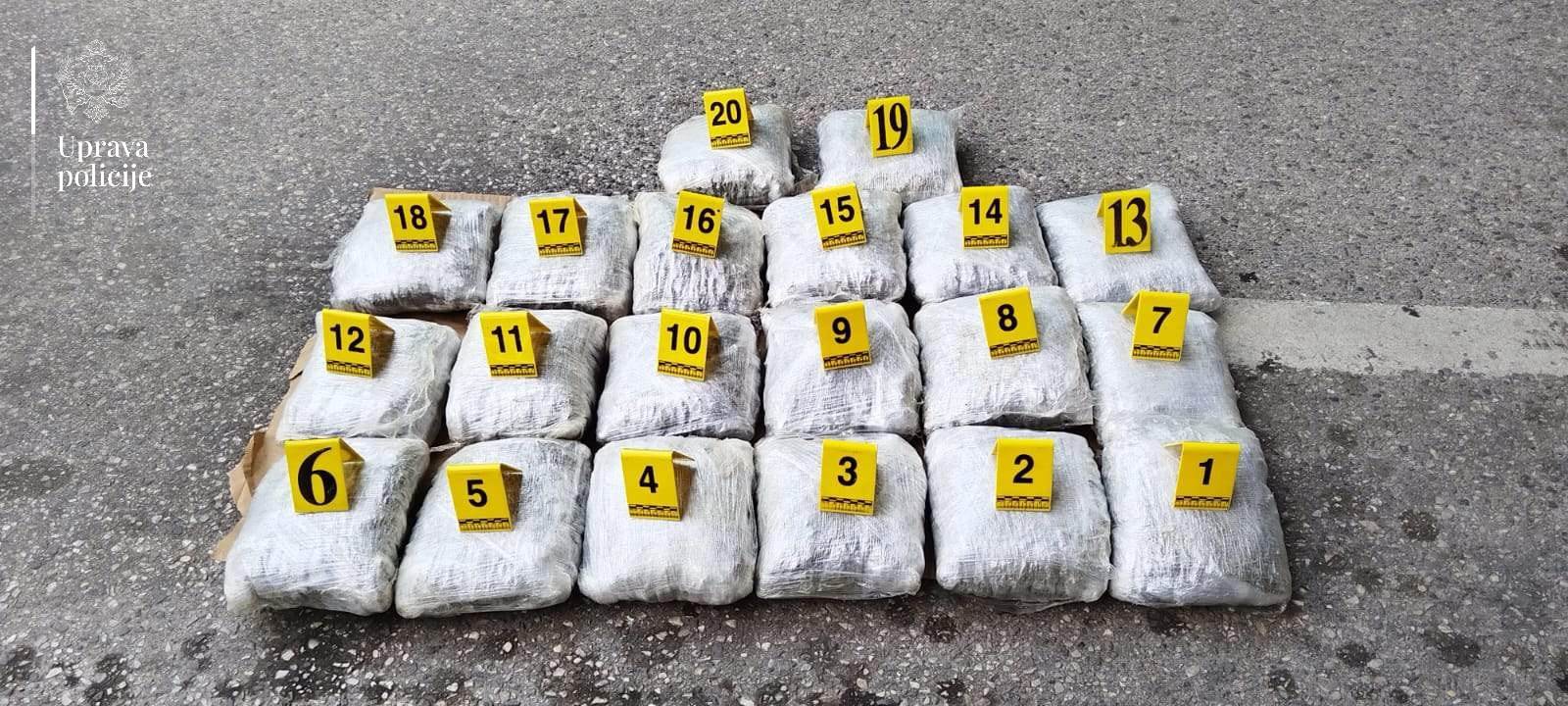  Šćepan Polje: Zaplijenjeno 20 kilograma marihuane, uhapšen Zećanin 