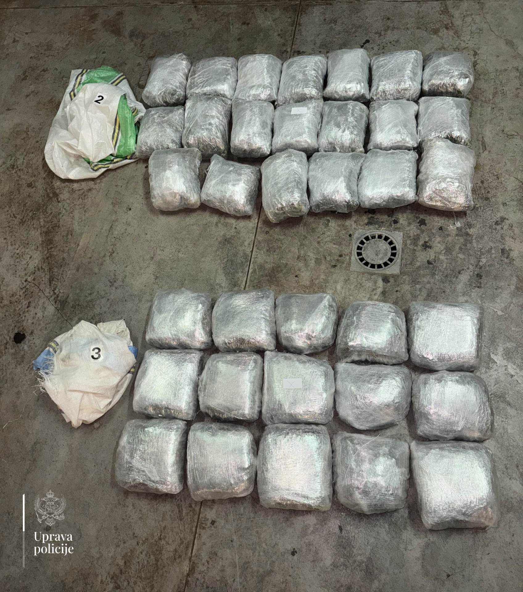  Zaplijenjeno 38 kilograma marihuane, uhapšeno jedno lice iz Tuzi 