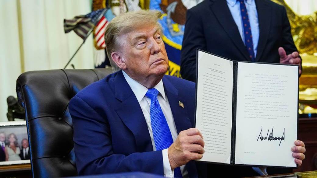  "Proglasiću Ormuski moreuz američkom teritorijom": Tramp šokirao Iran pretnjom 