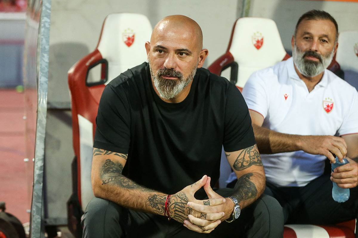  Dejan Stanković otišao iz Crvene zvezde 