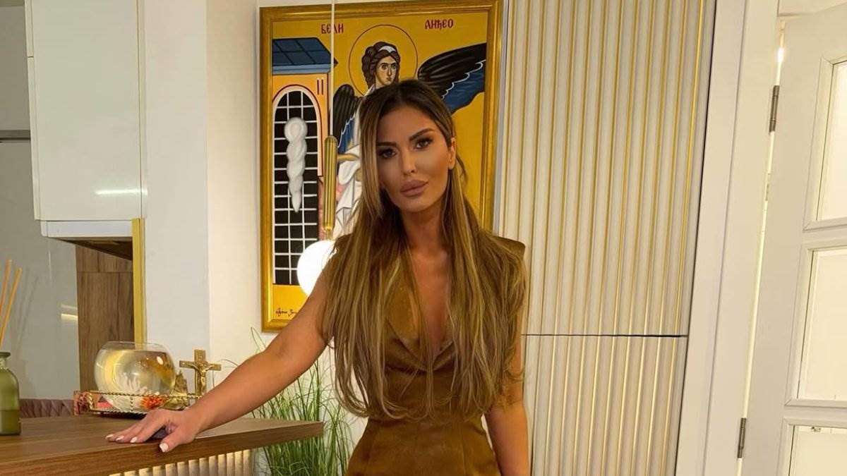  Oglasila se Ana Radulović 