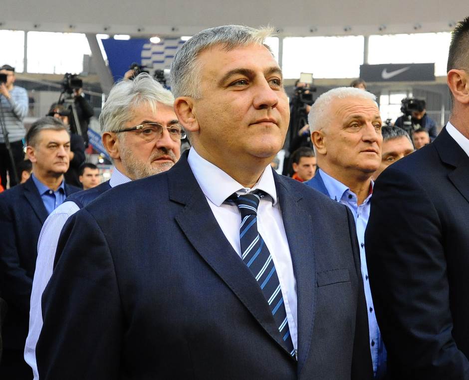  Pripadnici SAJ-a navodno nogom u leđa udarili ambasadora Srbije, oglasilo se tužilaštvo 