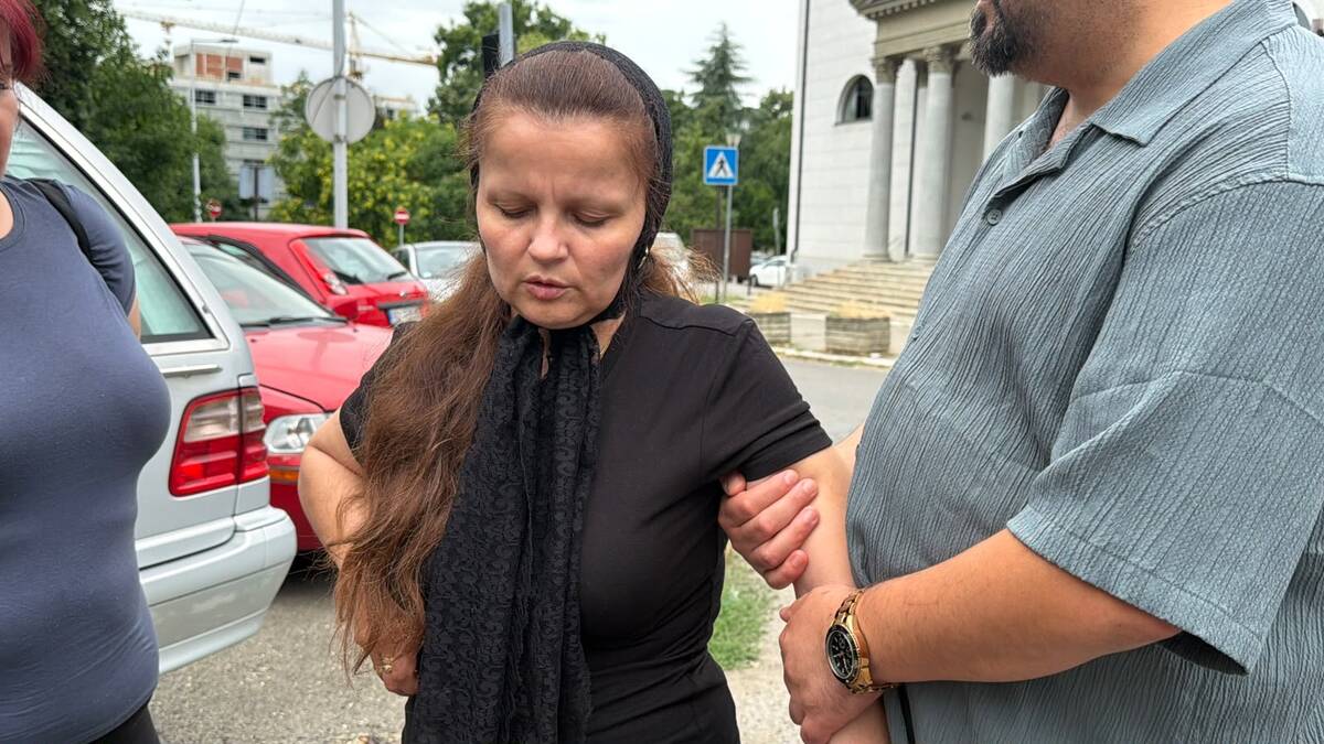  Mala Cana operisana: Zdravstveno stanje se pogoršalo 
