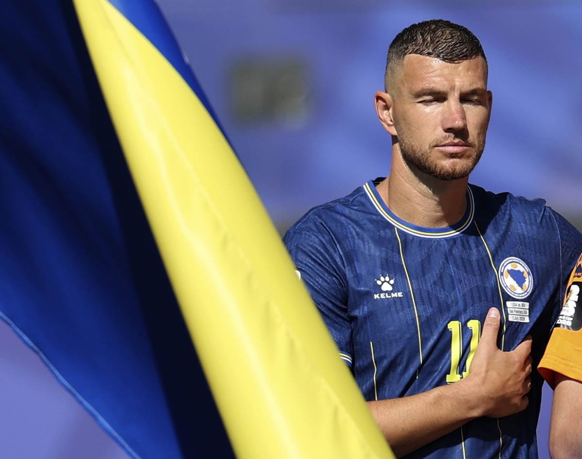  Edin Džeko objavio kraj reprezentativne karijere 