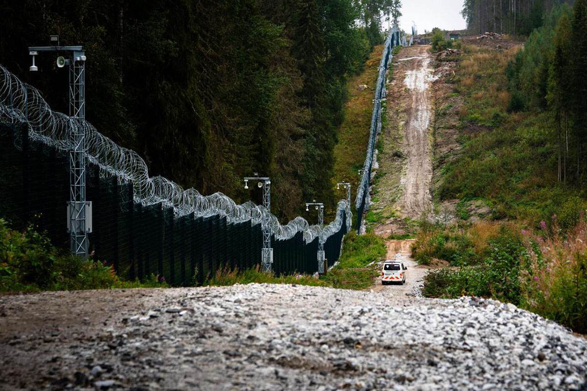  Ovako sada izgleda najduža granica NATO sa Rusijom: 200 kilometara zidova, visoka 4,5 metara, koštal 