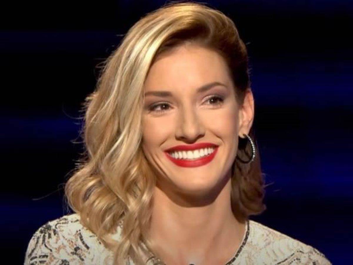  Paparaco snimak Jovane Joksimović: Voditeljka u izazovnom izdanju na Novom Beogradu, evo s kim su je 