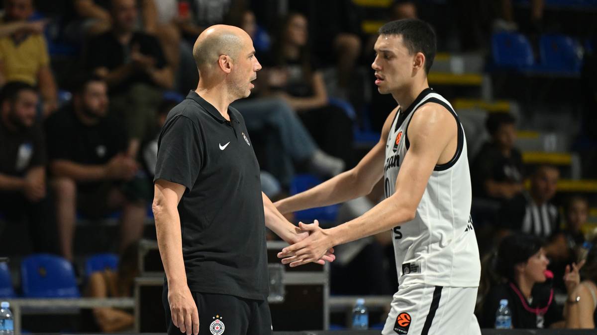  Nikola Tanasković: "Kaznili su nas zbog moje greške" 