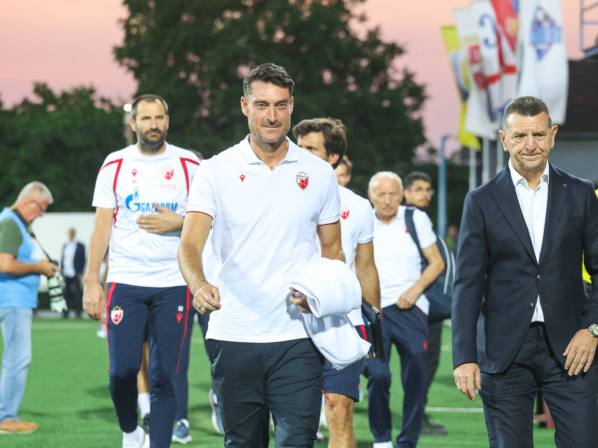  Rijera istakao je da radi sve da napravi što bolji tim 