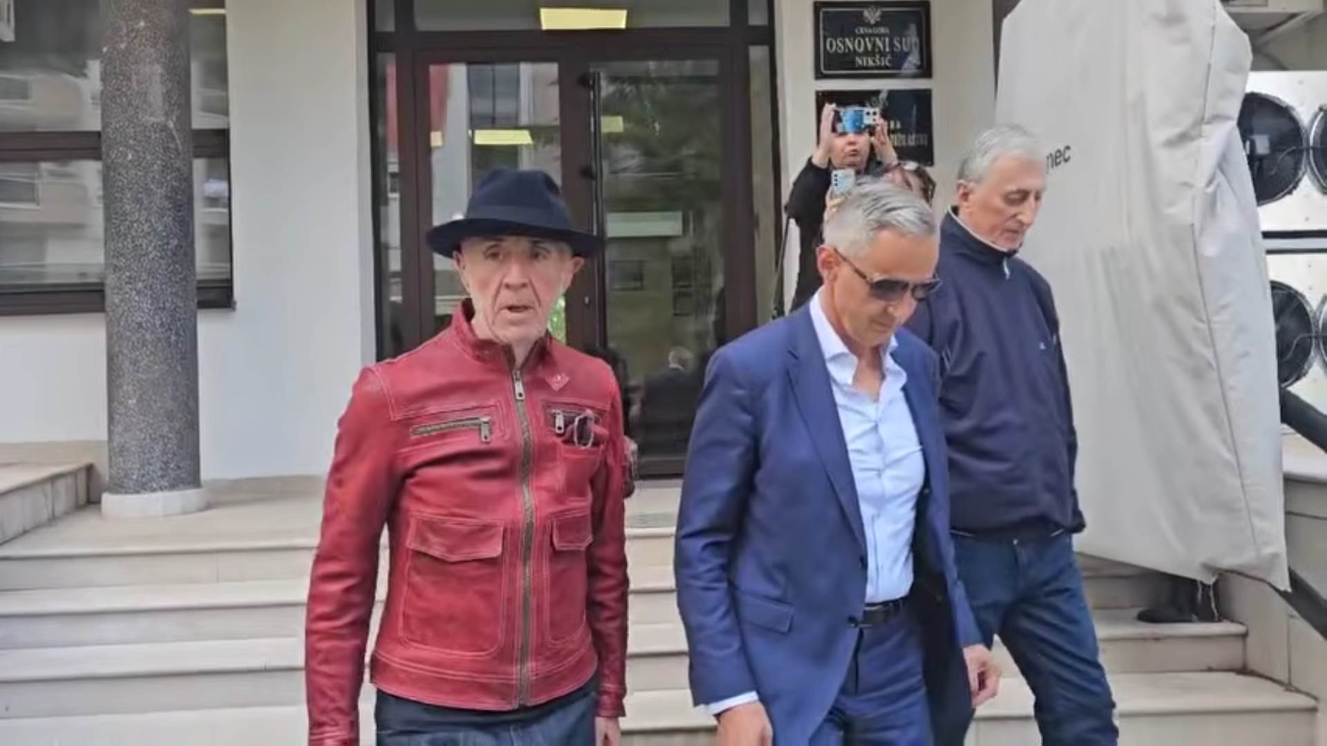  Odložen glavni pretres u postupku protiv Đukanovića 