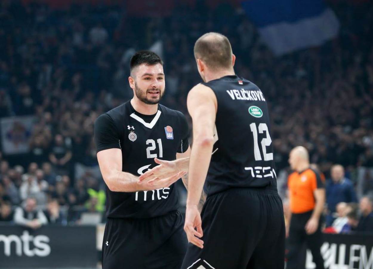 Vraća se iz penzije da pomogne Partizanu: Bivši MVP ABA lige se pridružio Gordiću 