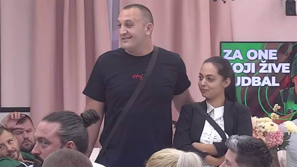  Stojin sin raskinuo sa Radojkom 