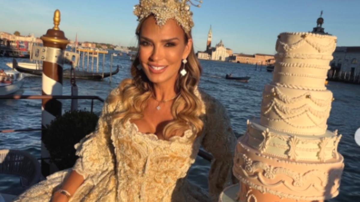  Marijana na rođendanu kao Marija Antoaneta: Dva dana slavlja u Veneciji, vožnja gondolama i torta na 
