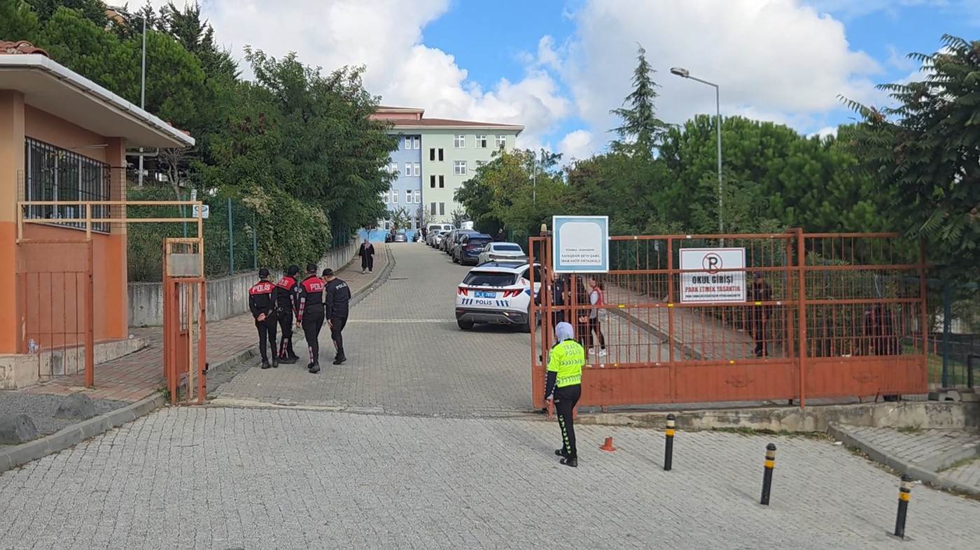  U napadu u osnovnoj školi u Istanbulu ubijen je jedan učenik 