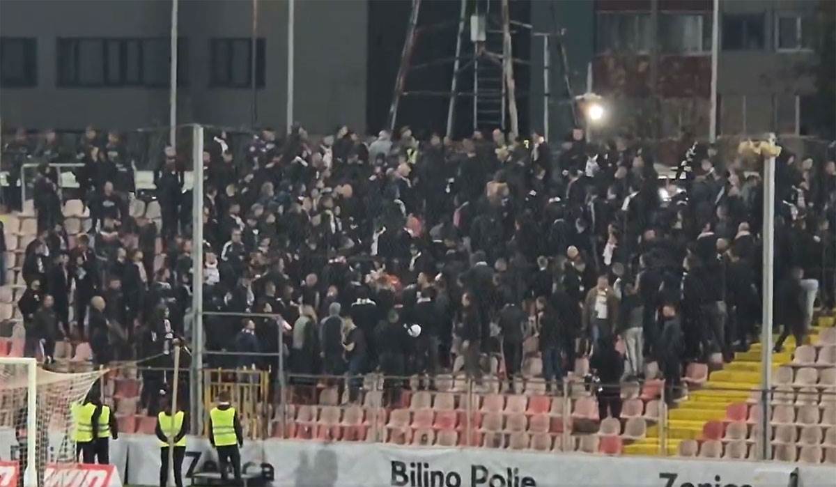  Navijači Zrinjskog se sukobili s policijom u Zenici ( 