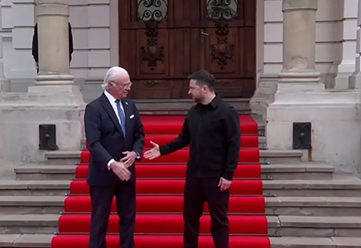  Zelenski pljunuo pred švedskim kraljem? Milioni vidjeli sporni snimak, otkriveno šta se zaista dogod 