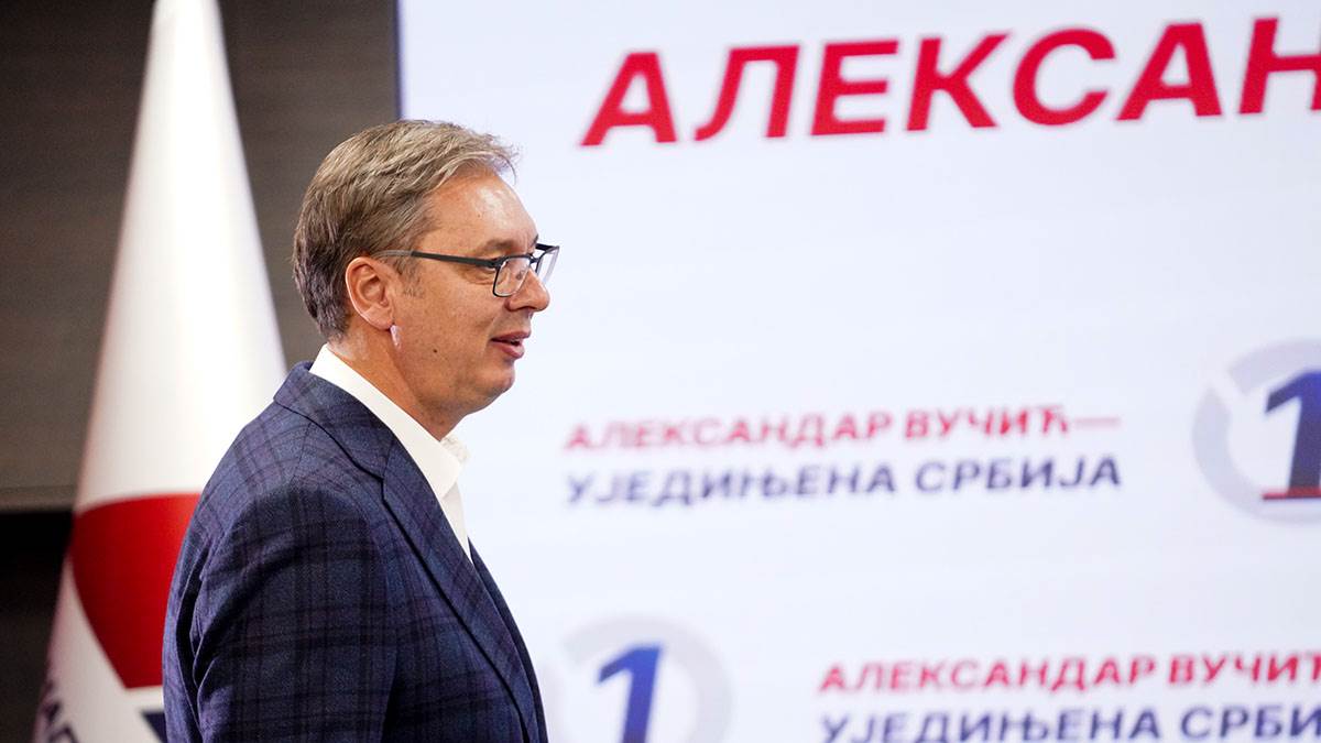  Vučić nakon izbornog poraza najavio novu borbu SNS 