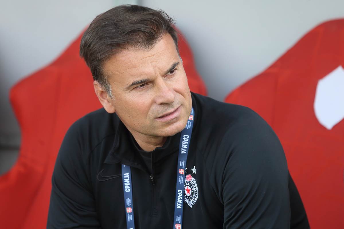  Aleksandar Stanojević novi trener FK Partizan! 