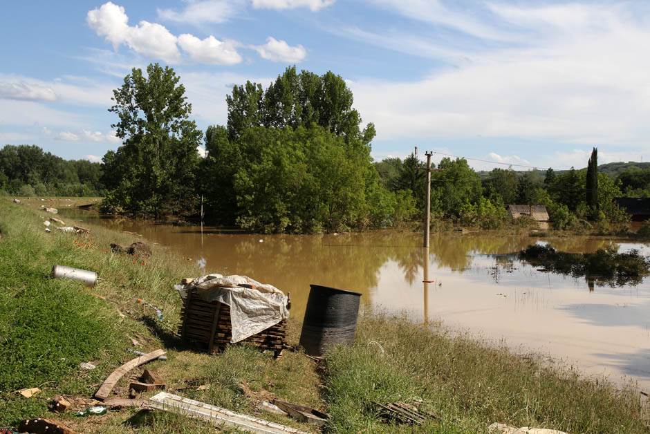  Proglašena elementarna nepogoda u 15 opština 