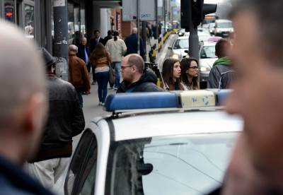  Upucao se u glavu u kancelariji u Zemunu!? 