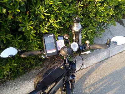  Golfom na biciklistu 