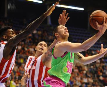  Megin "ključ" za Zvezdu: Odbrana i "njihova" igra 