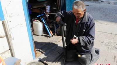  JAK BRAT poručuje klonulima: Ako mogu ja, SVI MOGU 