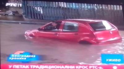  Haos u Beogradu, građani zarobljeni u vozilima 